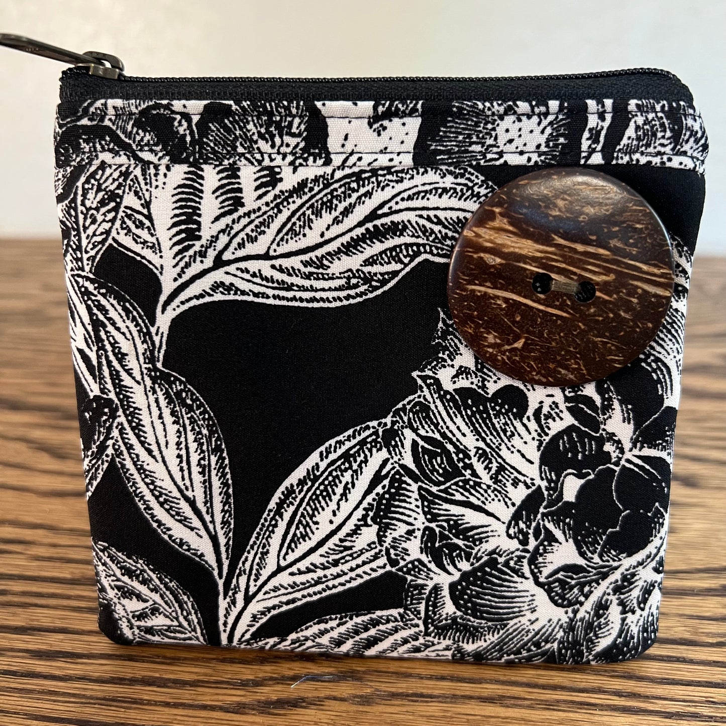 Button Coin Purse